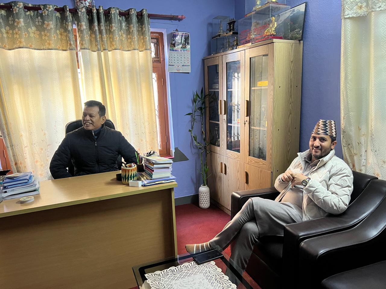 सञ्चारमन्त्री खरेल र बागमती प्रदेश सांसद श्रेष्ठबीच भेटवार्ता