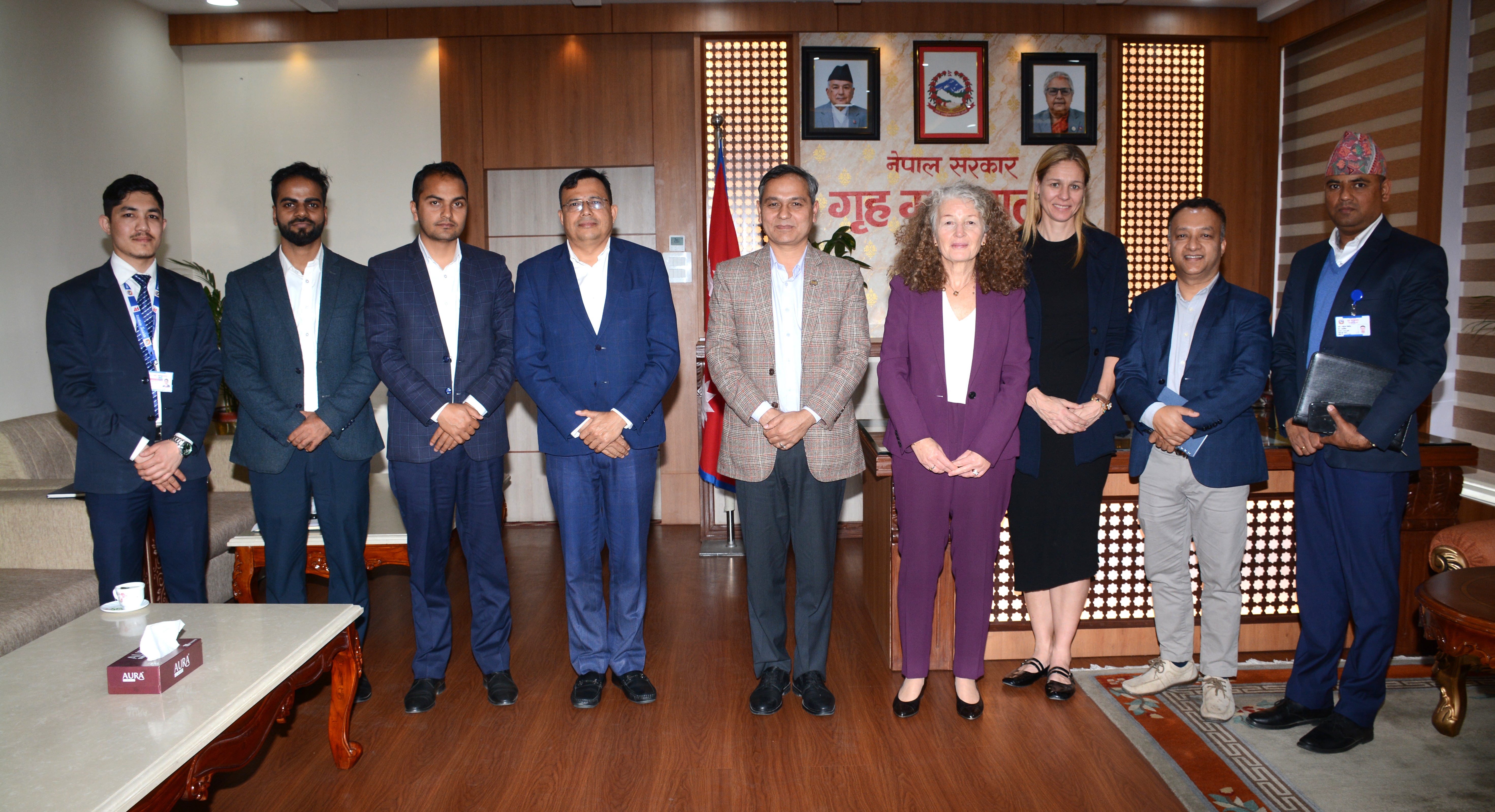 गृहमन्त्री अर्याल र नेपालको लागि संयुक्त राष्ट्र संघका आवासीय संयोजकबीच भेटवार्ता गृहमन्त्री अर्याल र नेपालको लागि संयुक्त राष्ट्र संघका आवासीय संयोजकबीच भेटवार्ता