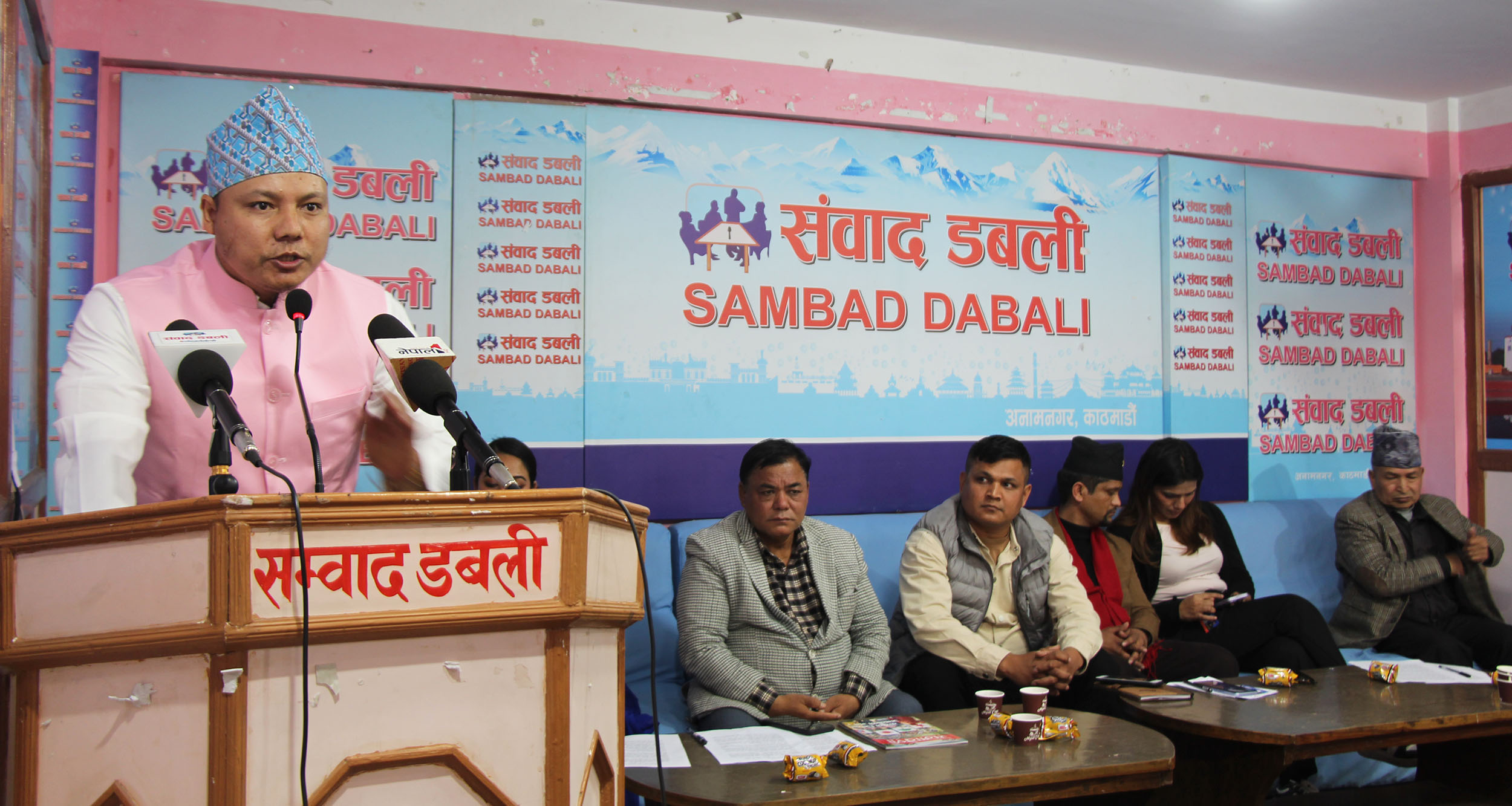 राजनीतिक दलका घोषणा पत्रमा ‘दलित’ र ‘जेनजी’का मुद्दा नसमेटिएको भन्दै चुनाव बहिष्कारको चेतावनी राजनीतिक दलका घोषणा पत्रमा ‘दलित’ र ‘जेनजी’का मुद्दा नसमेटिएको भन्दै चुनाव बहिष्कारको चेतावनी