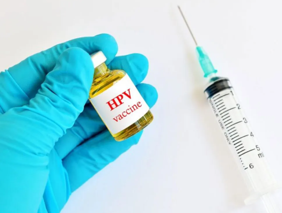 रुकुम पश्चिममा पाठेघरको मुखको क्यान्सरविरुद्ध खोप लगाइँदै रुकुम पश्चिममा पाठेघरको मुखको क्यान्सरविरुद्ध खोप लगाइँदै