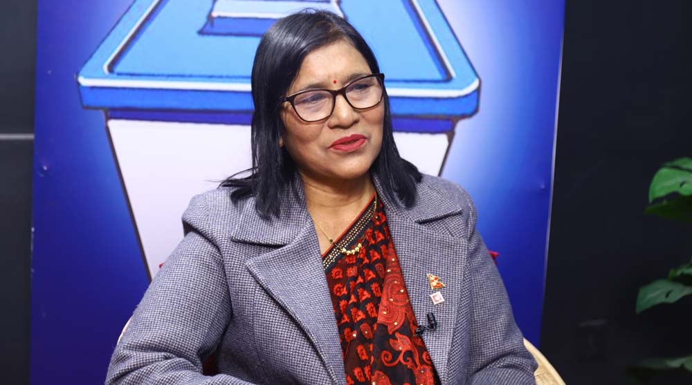 अन्तर्वार्ताः स्वास्थ्य स्वयंसेविकामार्फत दिइएको मतदाता शिक्षा प्रभावकारी देखिएको छः निर्वाचन आयुक्त डा तुलाधर