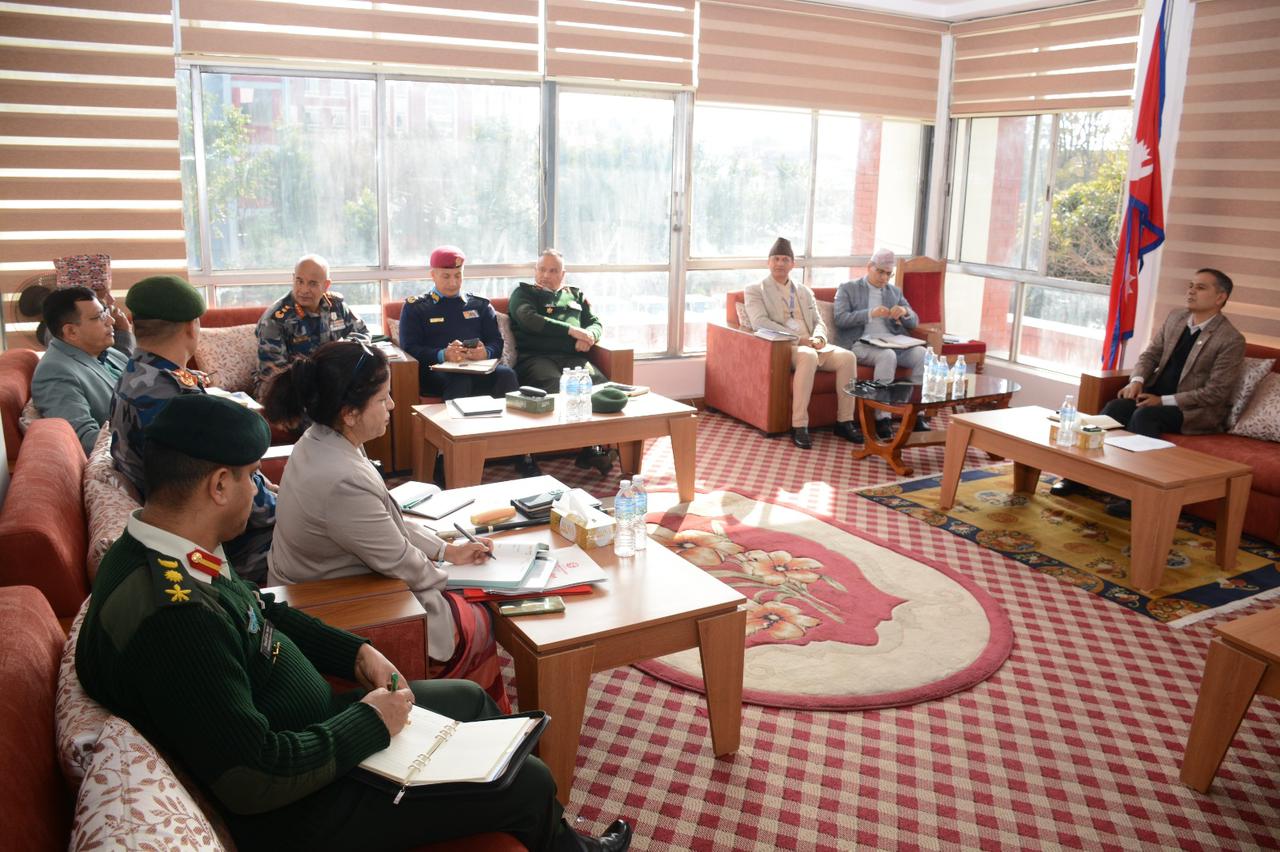 सुरक्षा व्यवस्था चुस्त बनाउन गृहमन्त्रीको निर्देशन