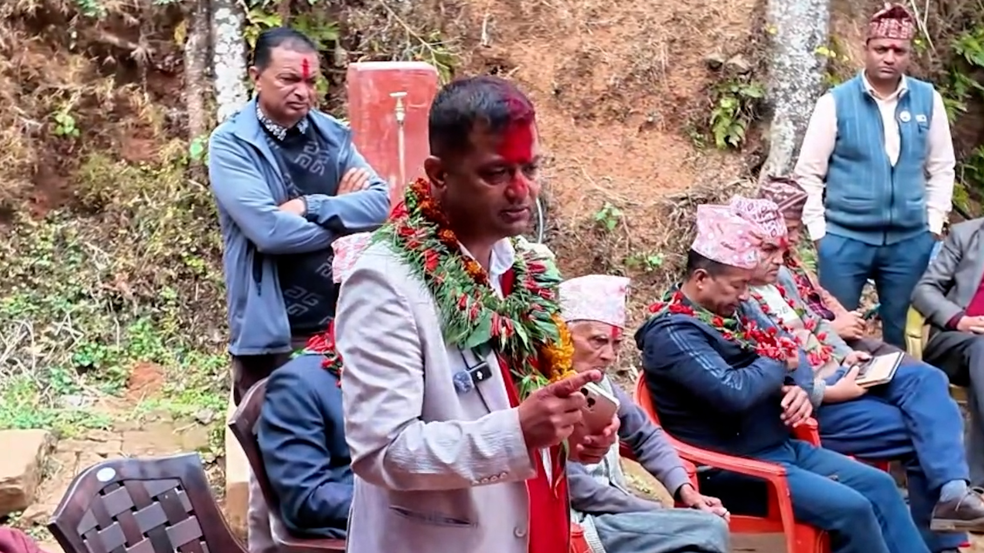 पर्वतमा तेस्रो जितको खोजीमा पदम गिरी, मतदाता पछुताउन नपर्नेगरी काम गर्ने पर्वतमा तेस्रो जितको खोजीमा पदम गिरी, मतदाता पछुताउन नपर्नेगरी काम गर्ने