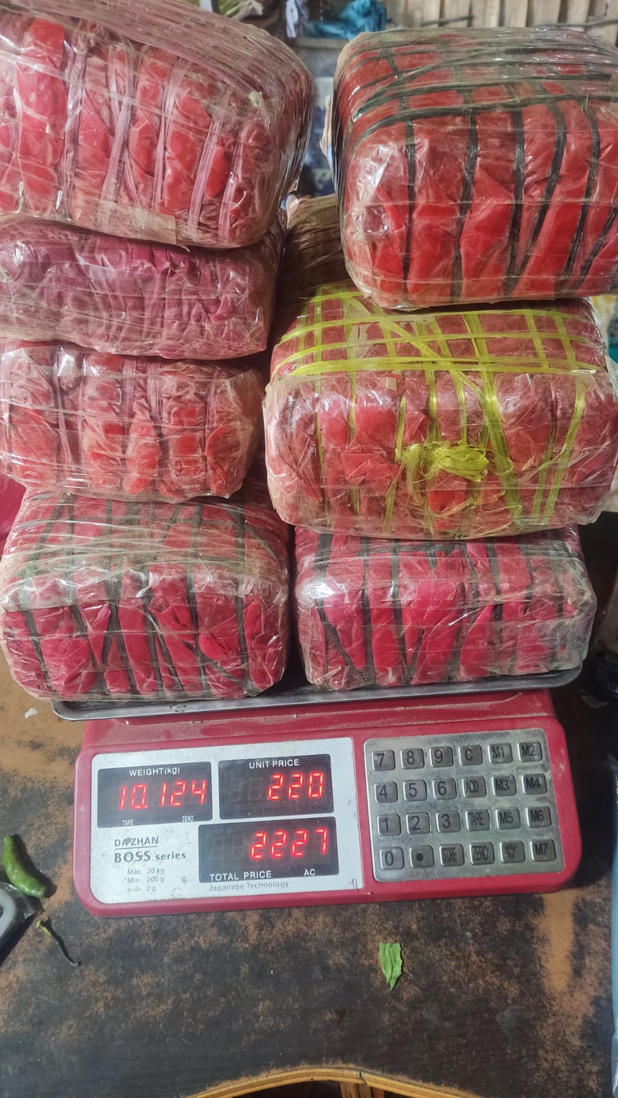 मकवानपुरमा १० किलो गाँजासहित तीन भारतीय नागरिक पक्राउ