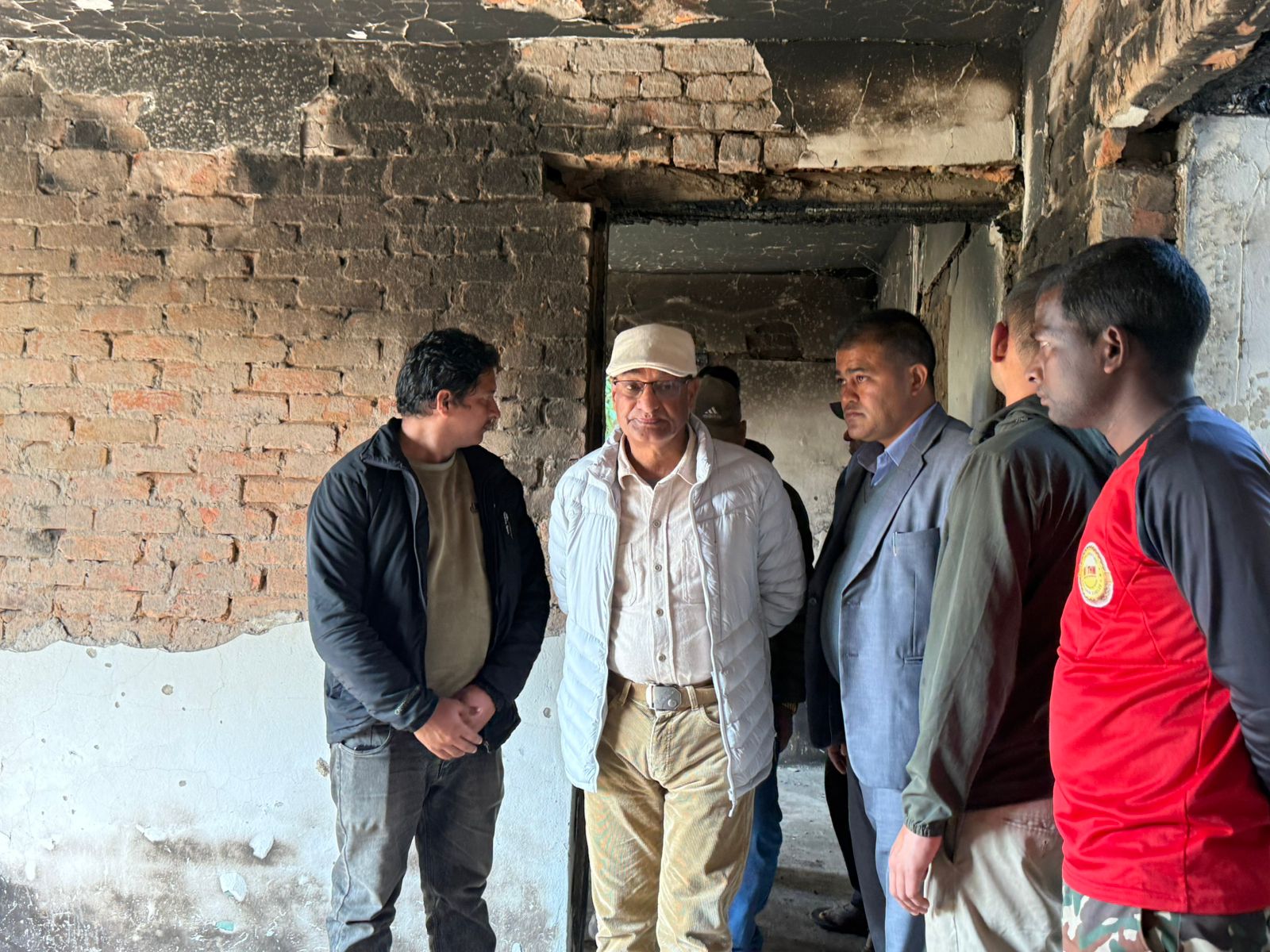 जेन–जी आन्दोलनपछि पहिलोपटक पुर्खौली घर पुगे लेखक