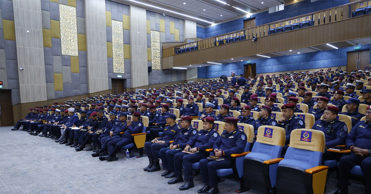 निर्वाचनलाई शान्तिपूर्ण बनाउन भूमिका निर्वाह गर्ने प्रहरीको प्रशंसा