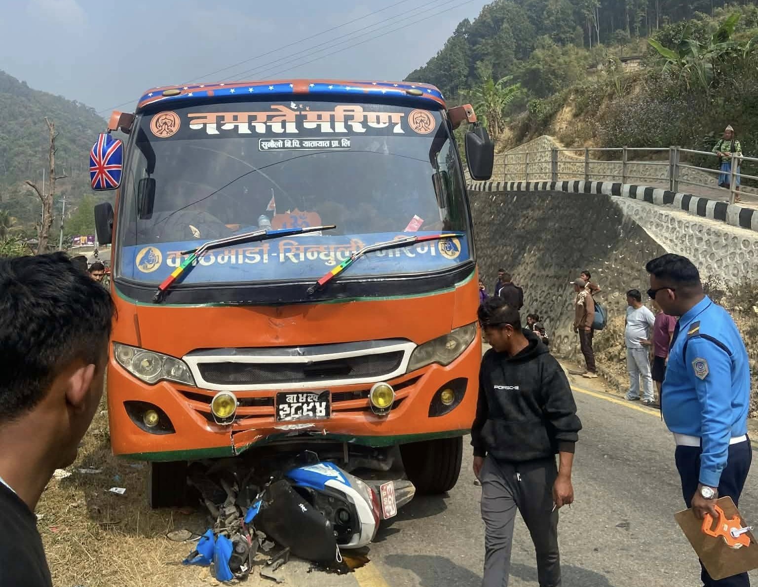 बीपी राजमार्गमा बसको ठक्करबाट पूर्वसैनिकको मृत्यु