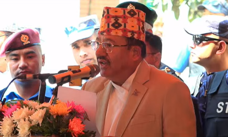 जुनसुकै देशमा निर्वाचन बाहेक अन्य विकल्प नै छैन्ः आयुक्त भण्डारी