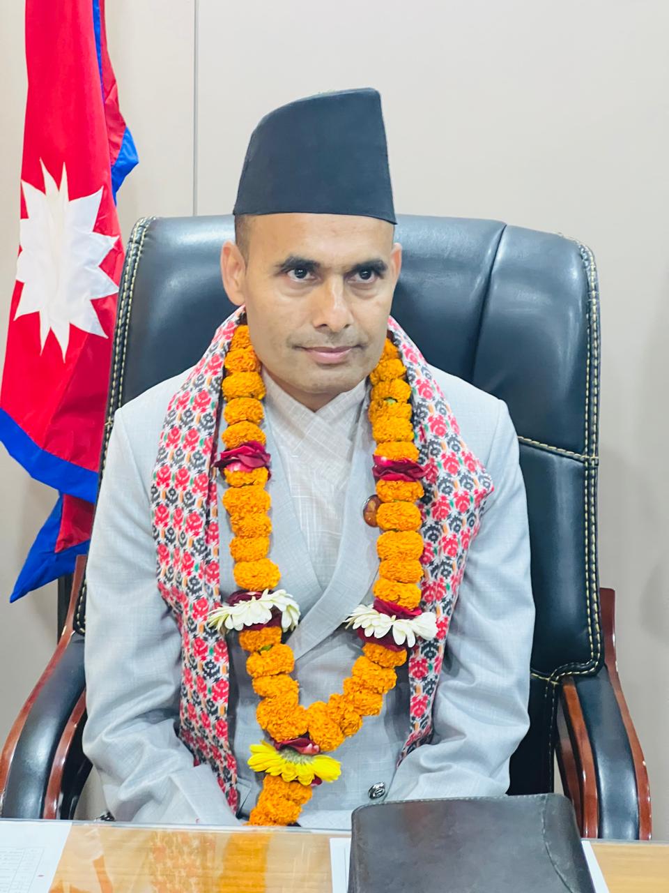 सञ्चार मन्त्री विक्रम तिमिल्सिनाले गरे पदबहाली