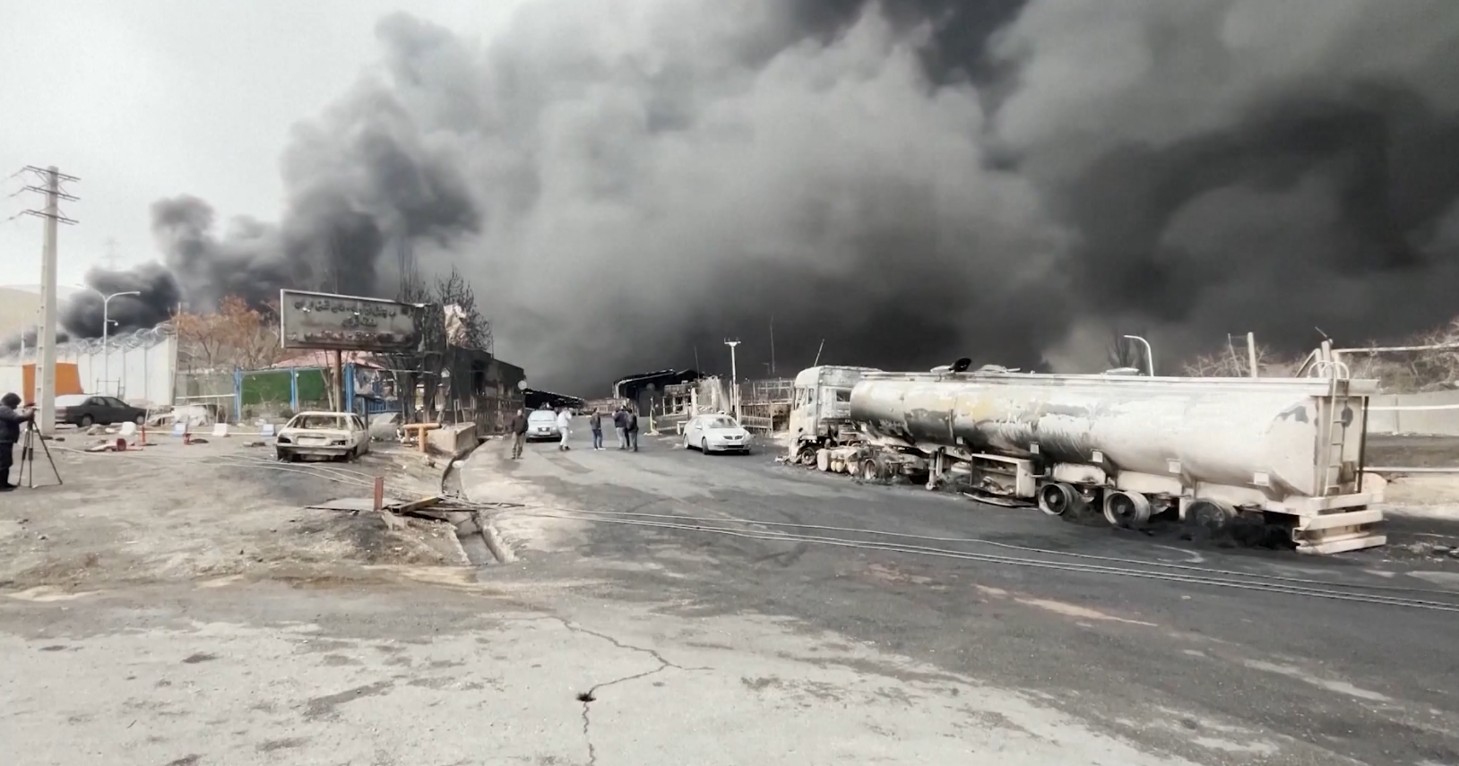 अमेरिकी बमबारीमा इरानको खार्ग टापुका सैन्य केन्द्र पूर्ण रूपमा नष्ट भएको ट्रम्पको दाबी