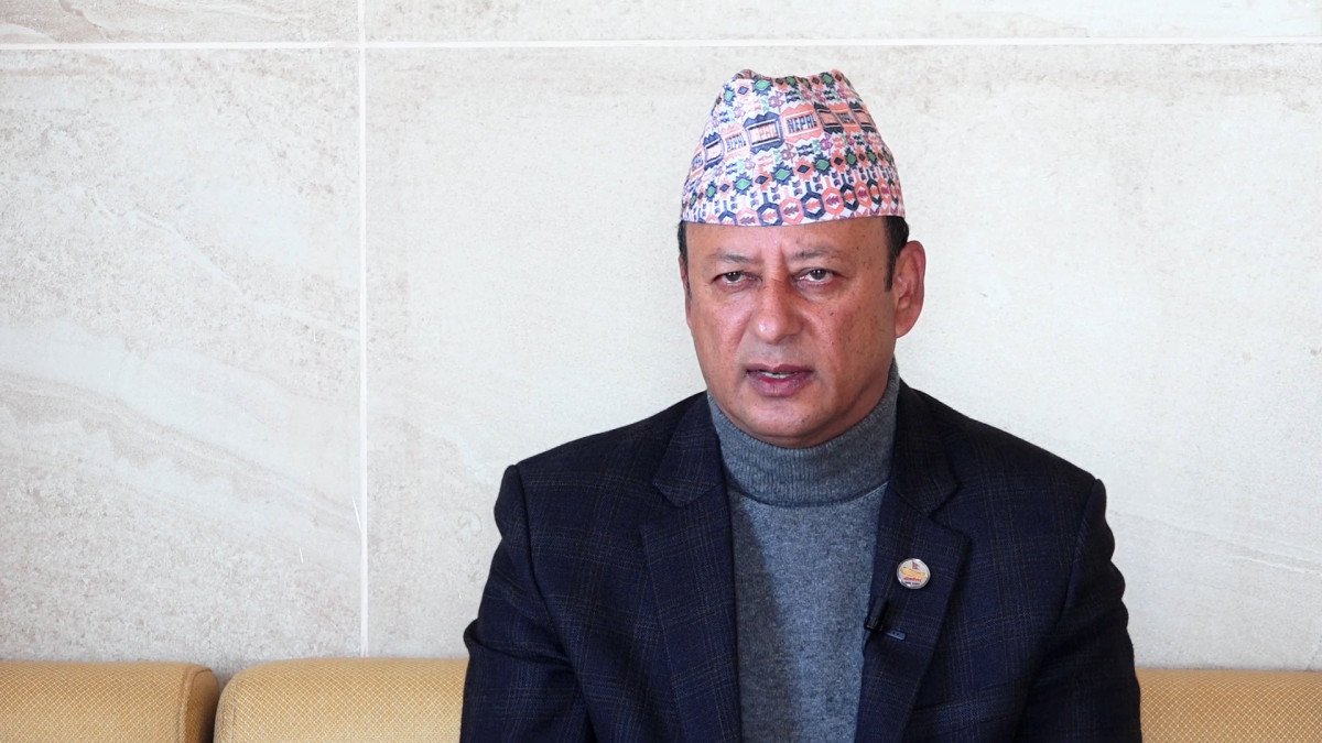 सम्पत्ति शुद्धीकरणको अनुसन्धानमा रहेका पूर्वमन्त्री दीपक खड्का अस्पताल भर्ना