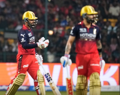 आइपिएलमा आरसीबीको विजयी सुरुवात, हैदरावाद ६ विकेटले पराजित आइपिएलमा आरसीबीको विजयी सुरुवात, हैदरावाद ६ विकेटले पराजित