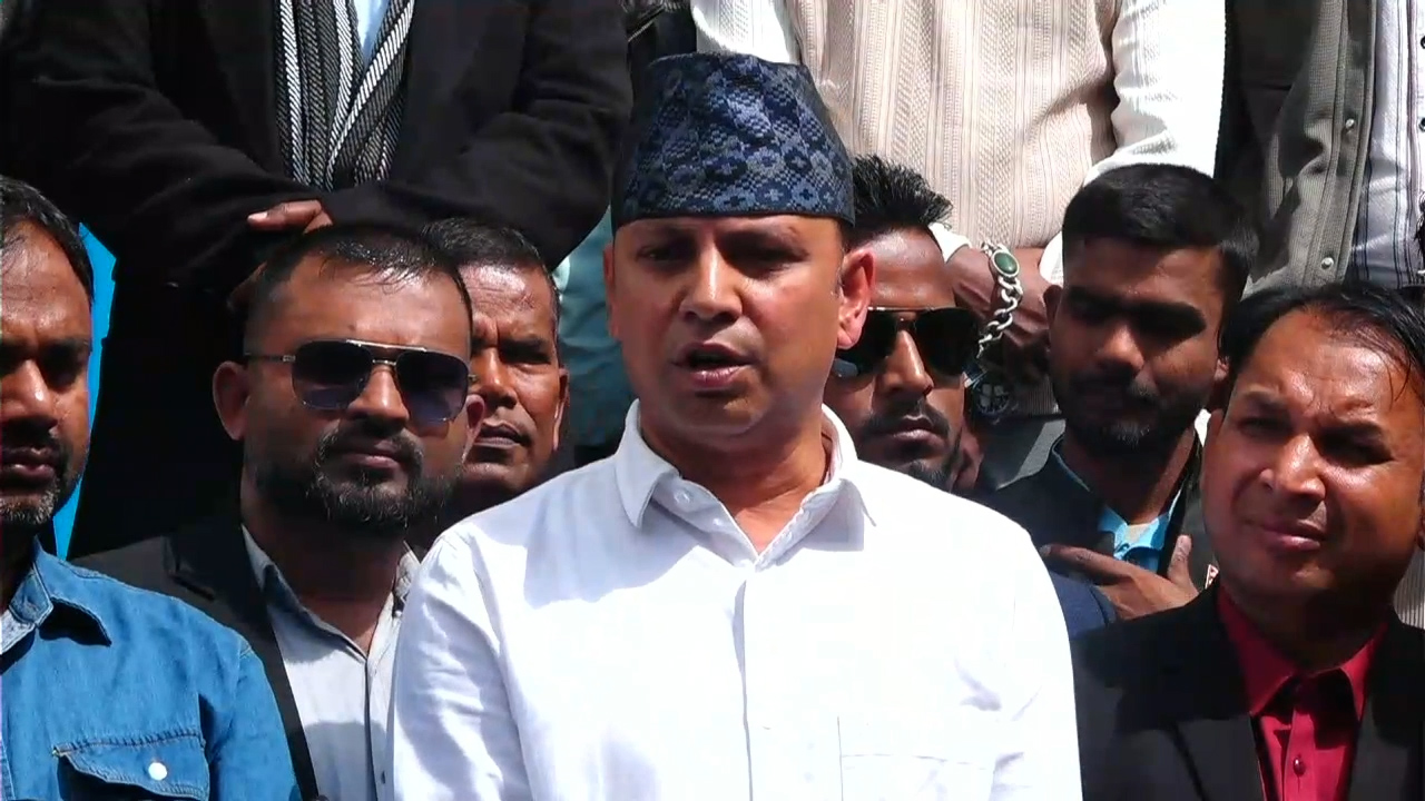 सभापति लामिछाने अस्वस्थ्य हुँदा रास्वपा सचिवालय बैठक ढिलाइ सभापति लामिछाने अस्वस्थ्य हुँदा रास्वपा सचिवालय बैठक ढिलाइ