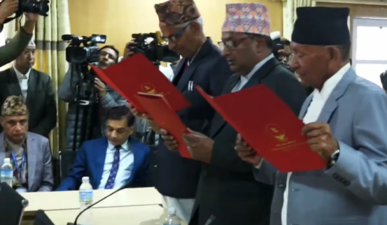 राष्ट्रियसभाका नवनिर्वाचित सदस्यद्वारा शपथ ग्रहण