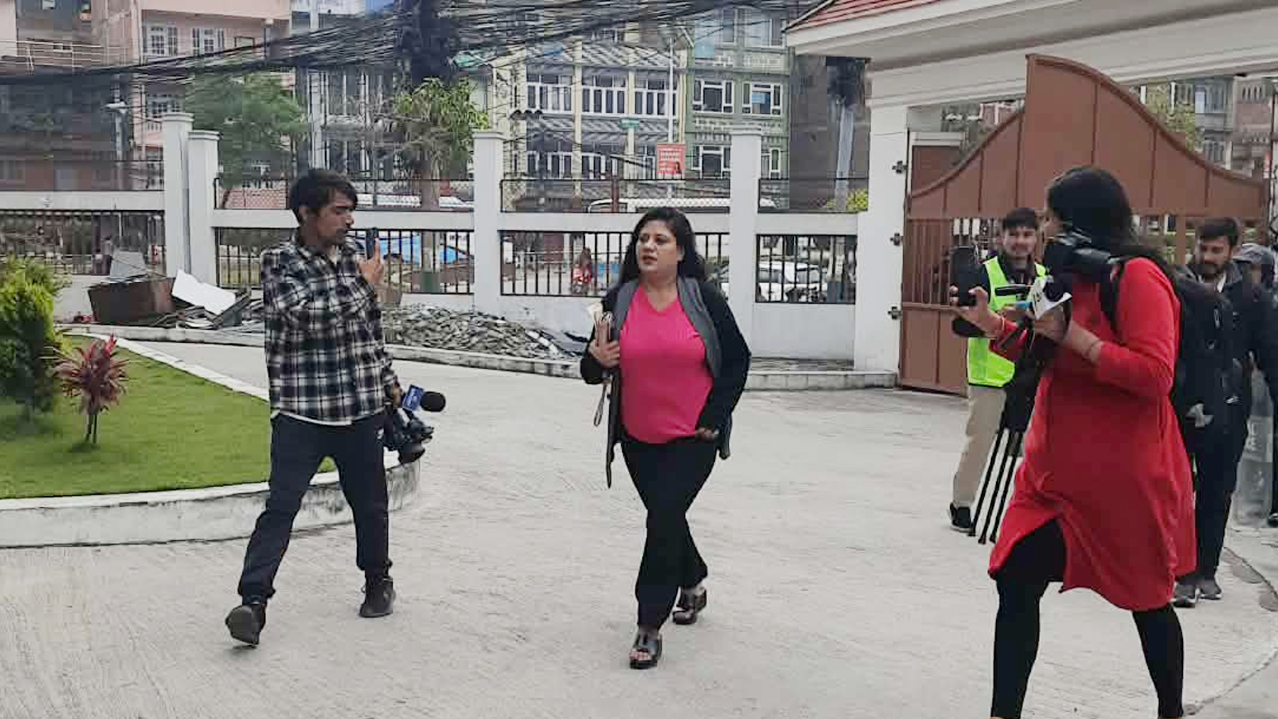 महेश बस्नेतविरुद्ध उजुरी दिन सरकारी वकिल कार्यालय पुगिन् शोभा पाठक