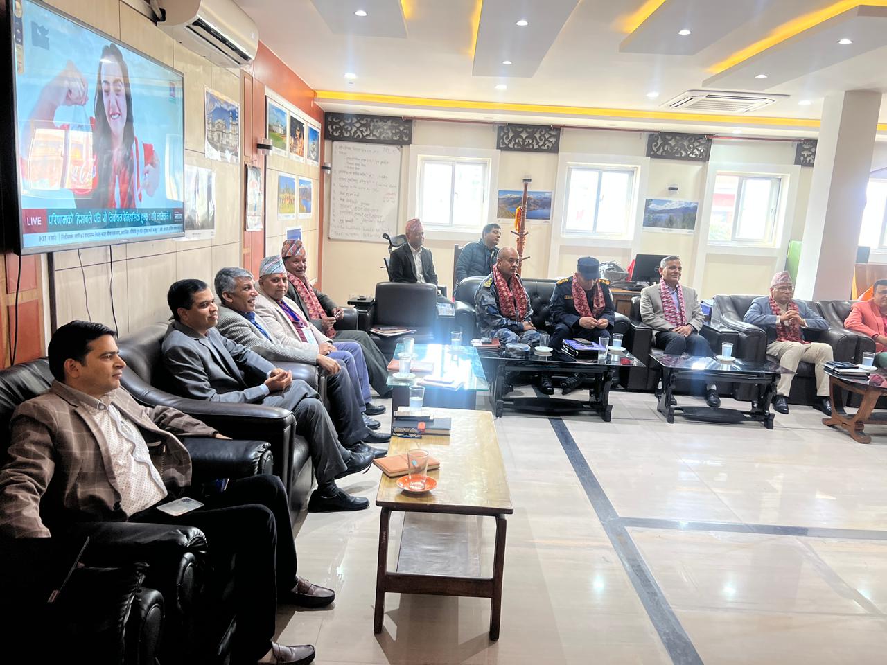 गृहमन्त्रीसहित उच्च अधिकारीको टोलीबाट निर्वाचनको मनिटरिङ