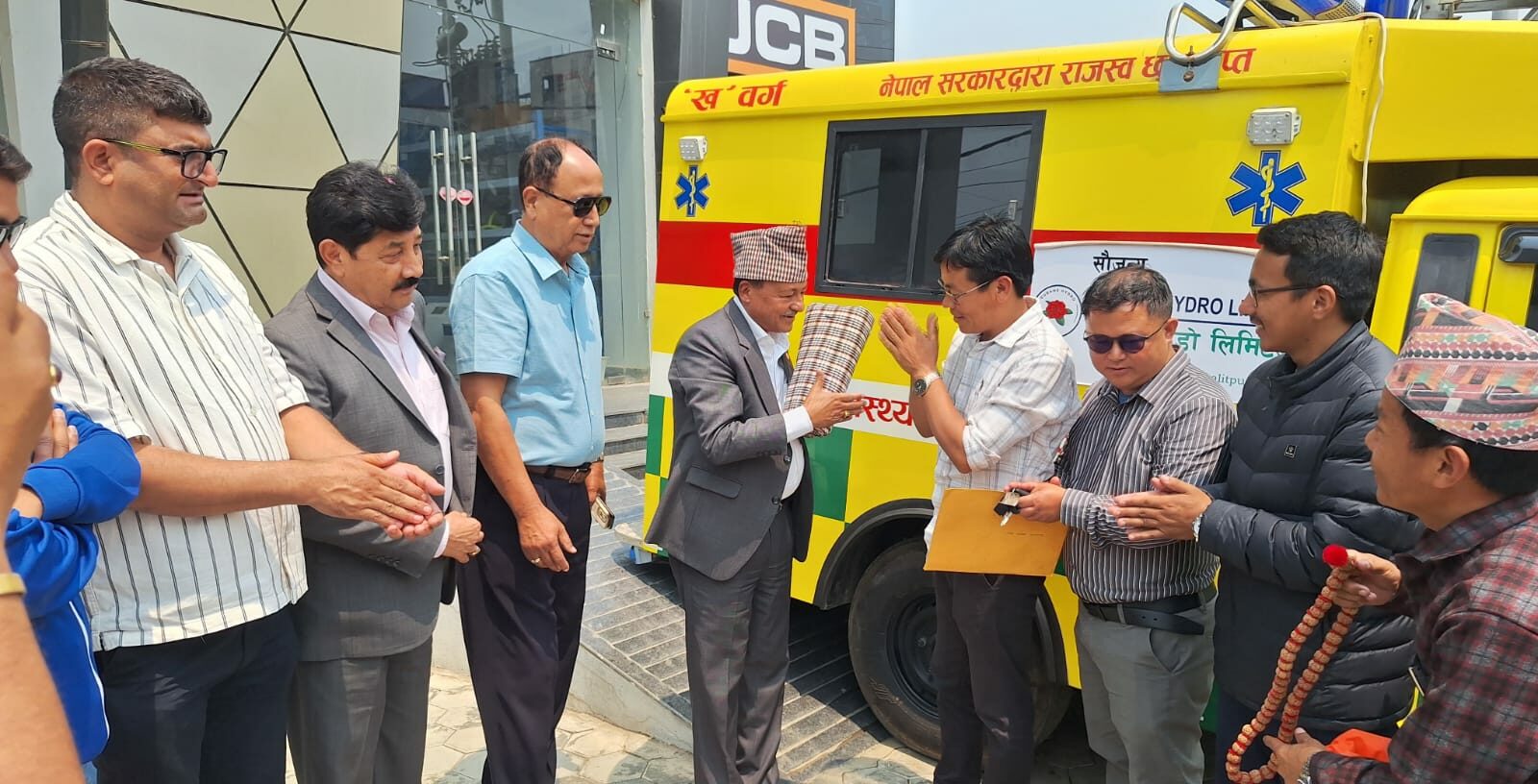 समयमै उपचार असम्भव भएपछि सिलीचोङलाई एम्बुलेन्स सहयोग