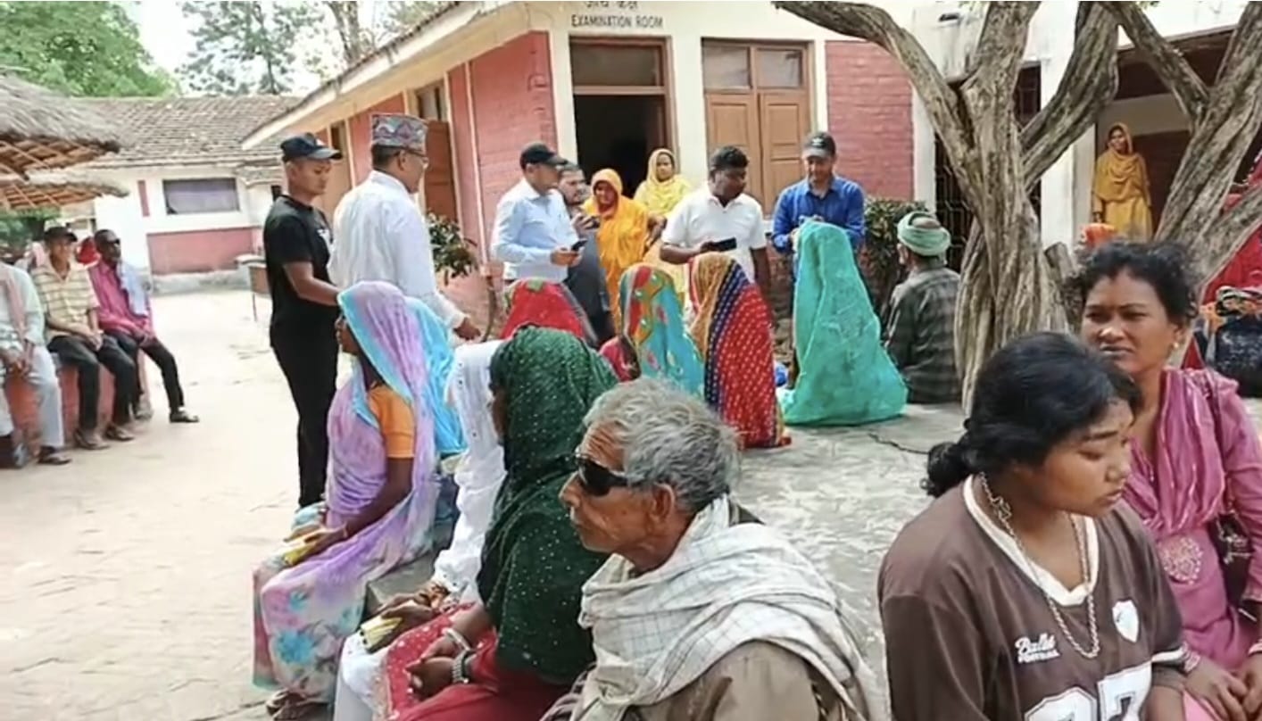 निःशुल्क आँखा उपचारः लहानलाई मोतिया बिन्दुमुक्तु बनाउने अभियानले सार्थकता पाउँदै