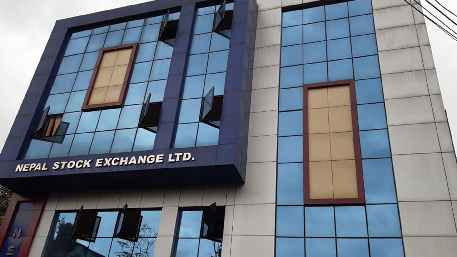 ५ अंकले बढेर शेयरबजार बन्द, ७ अर्ब ४६ करोडको कारोबार