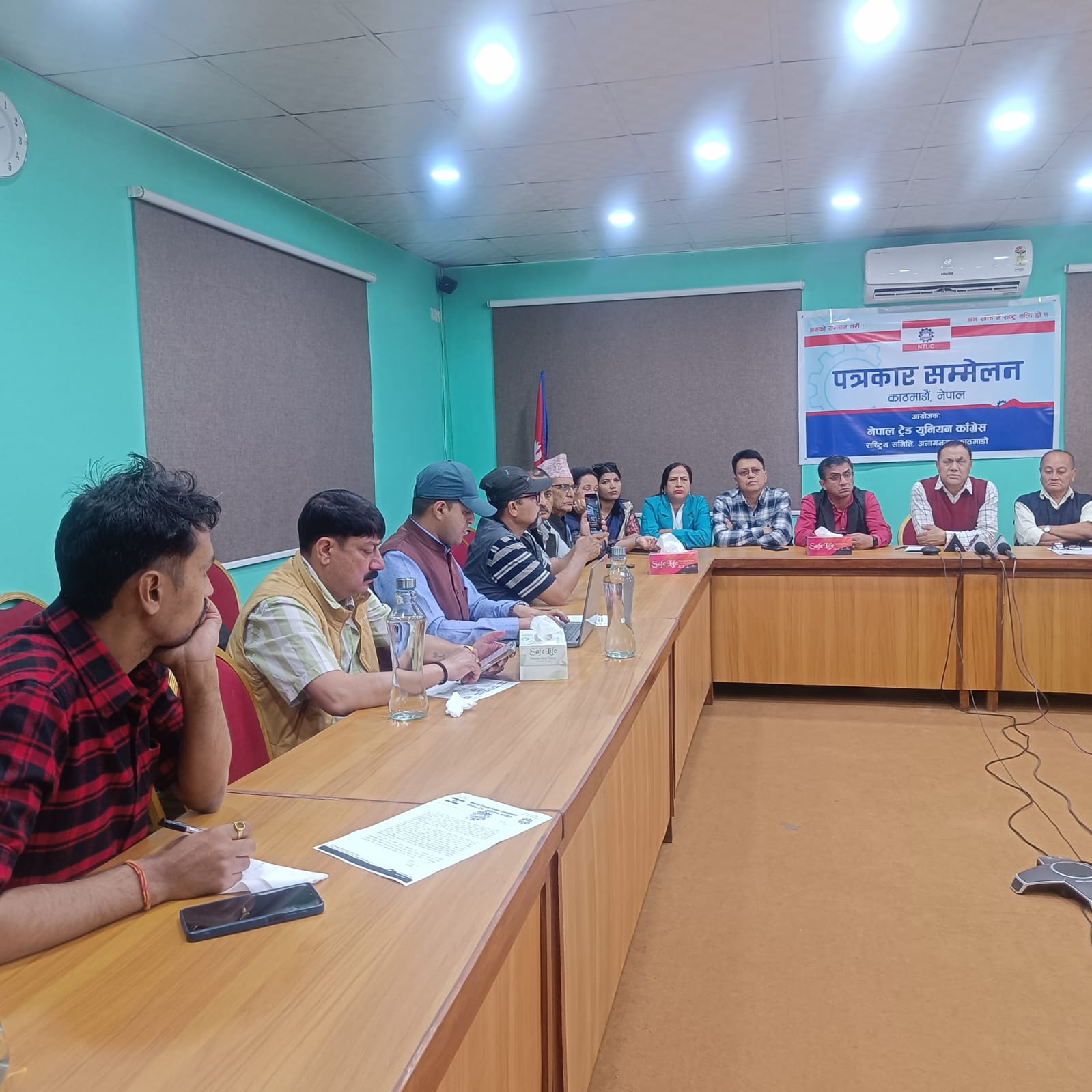 ट्रेड युनियन खारेजीको निर्णयप्रति असन्तुष्टि,निर्णय तत्काल फिर्ता लिन माग ट्रेड युनियन खारेजीको निर्णयप्रति असन्तुष्टि,निर्णय तत्काल फिर्ता लिन माग