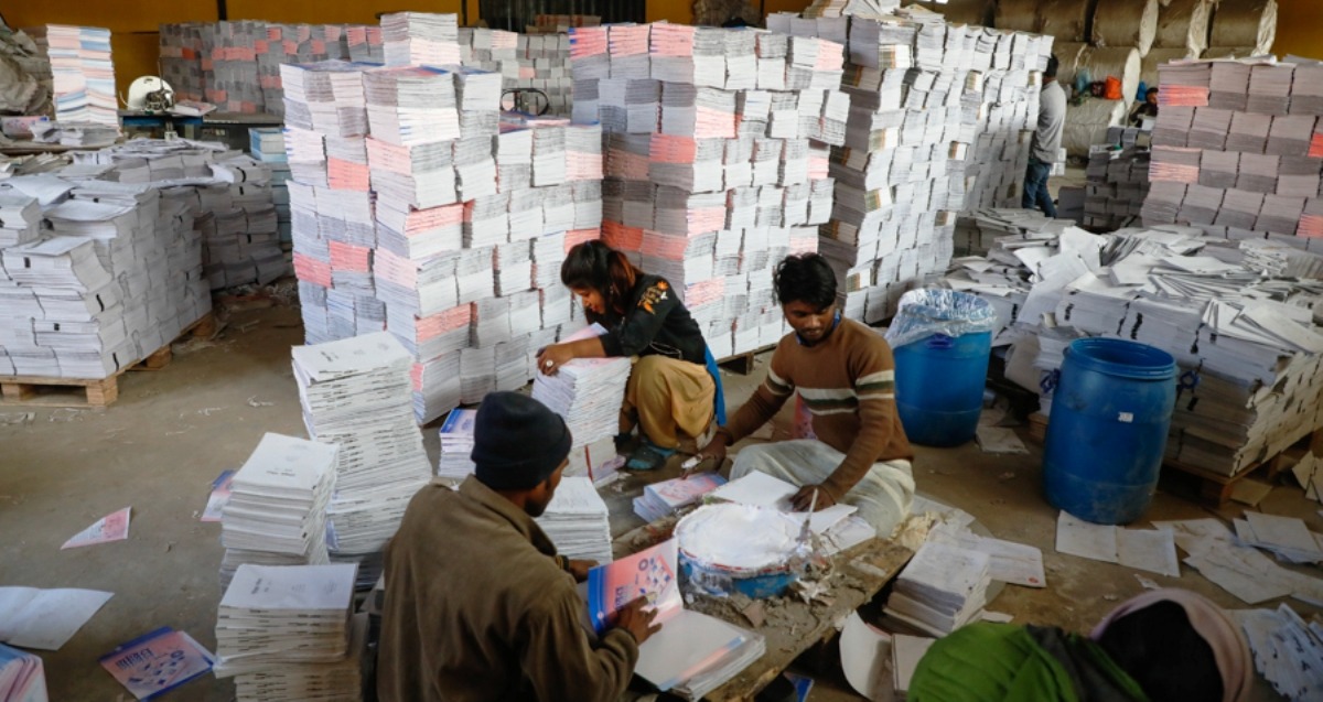 केही स्थानीय तहले आइतबार विद्यालय बन्द नगर्ने 