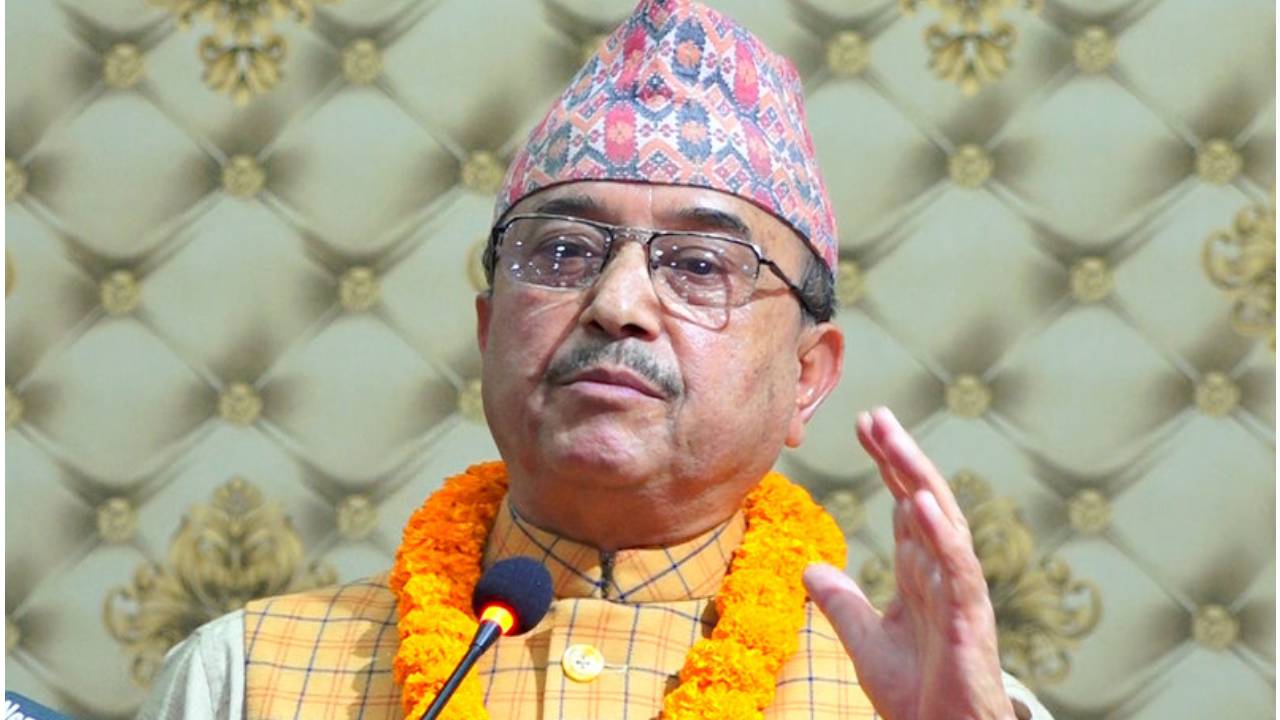 पूर्णबहादुर खड्काले बोलाए बैठक