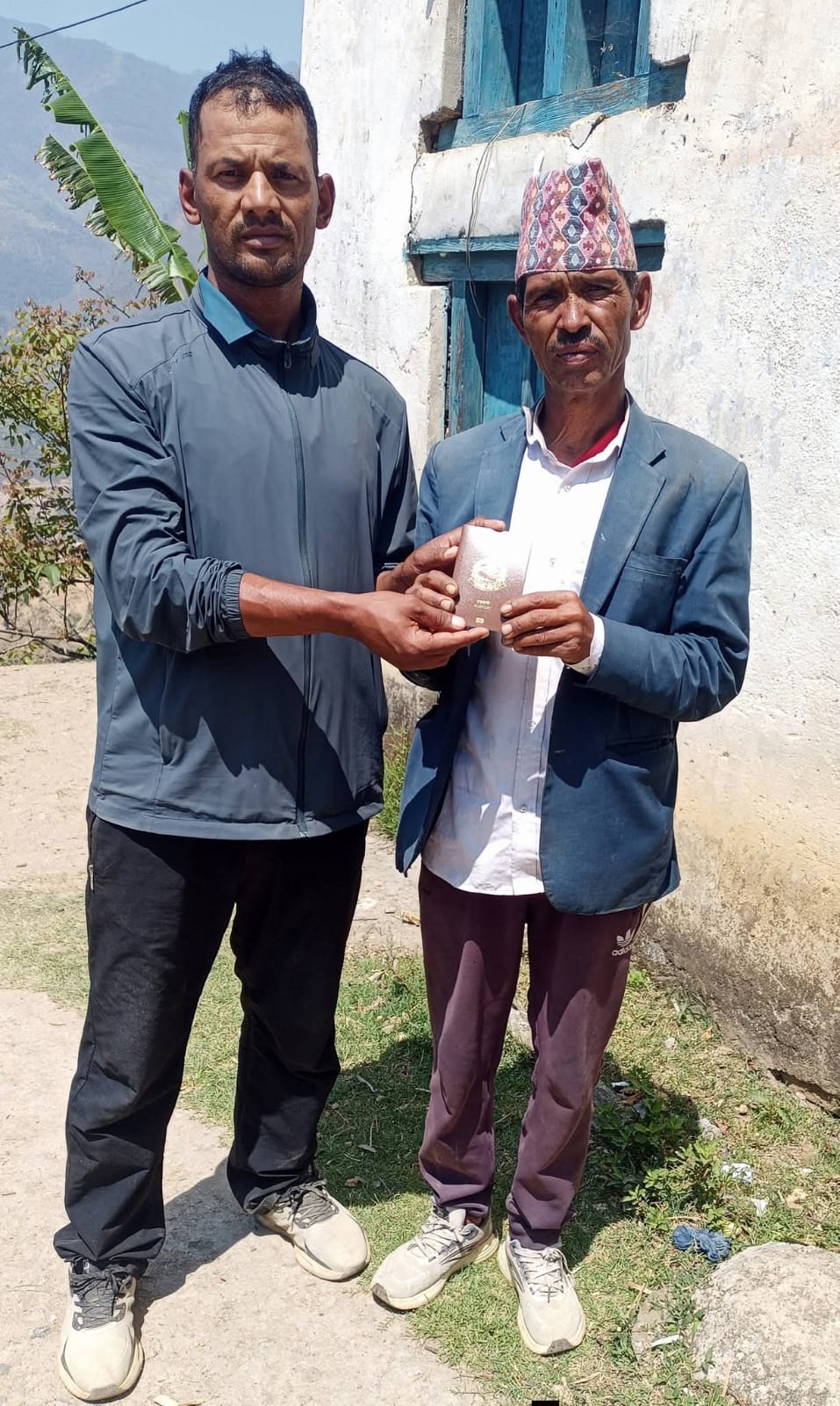 राहदानी बोकेर हुलाकी आएपछि स्थानीय दङग