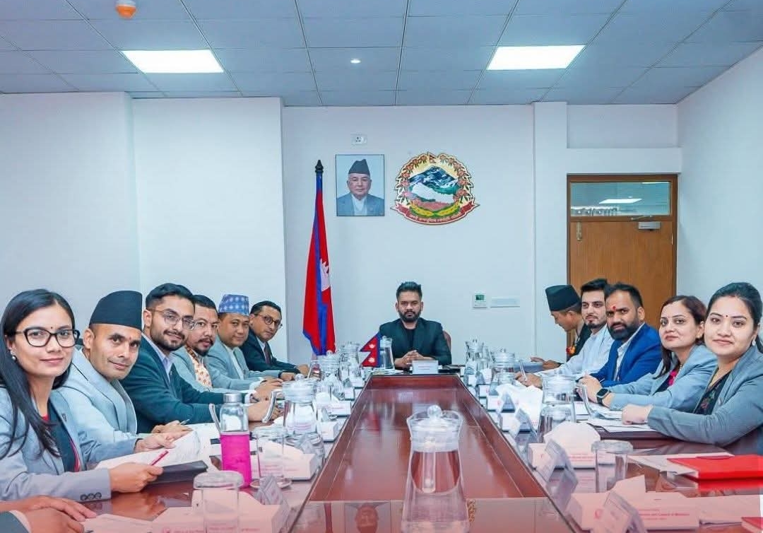 सरकारी सूचना सरकारी मिडियामै मात्र प्रकाशन गर्न निर्देशन, निजी मिडियालाई धक्का 