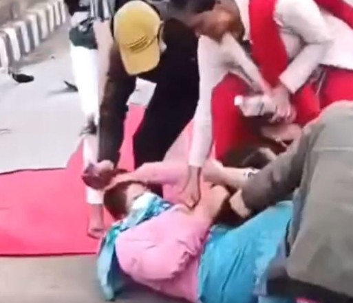 शोभा पाठकमाथि कुटपिट गर्ने ८ जना प्रहरीको नियन्त्रणमा 