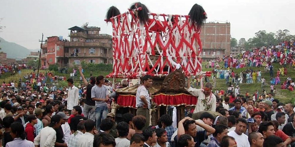 पच्चीस सय वर्ष पुरानो चण्डेश्वरी जात्राः देवताको रक्षार्थ खुसीयालीको पर्व