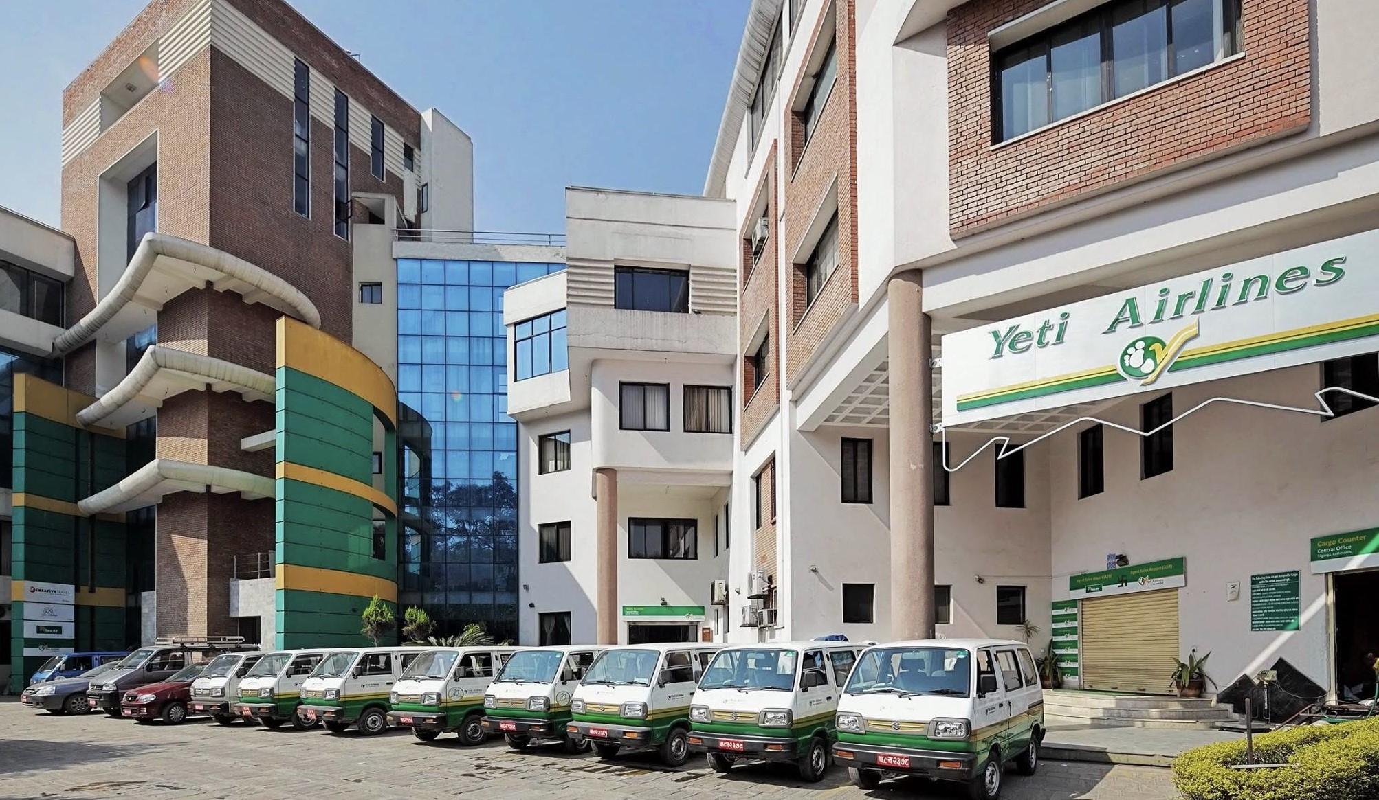 यती एयरलाइन्समा अवसर