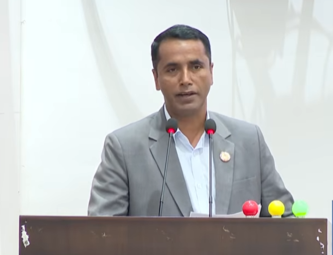 सरकारको नीति कार्यक्रममा समाजवाद उन्मुख अर्थतन्त्रको अभावः सांसद दुलाल