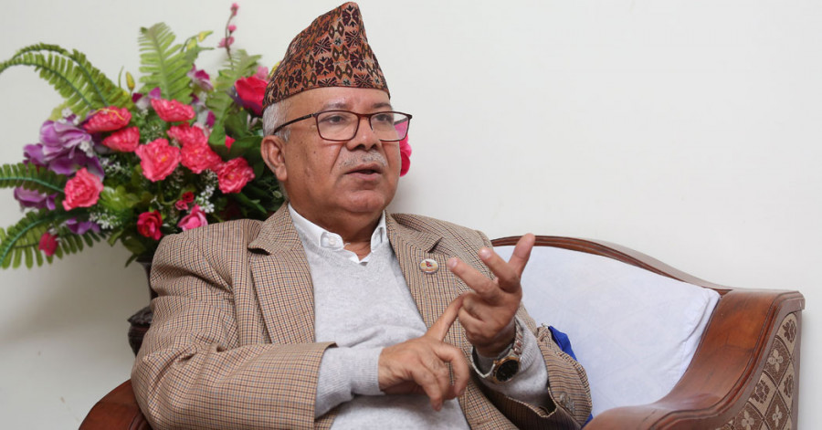 रुसी कम्युनिष्ट पार्टीको निमन्त्रणामा  माधव नेपाल रुस प्रस्थान