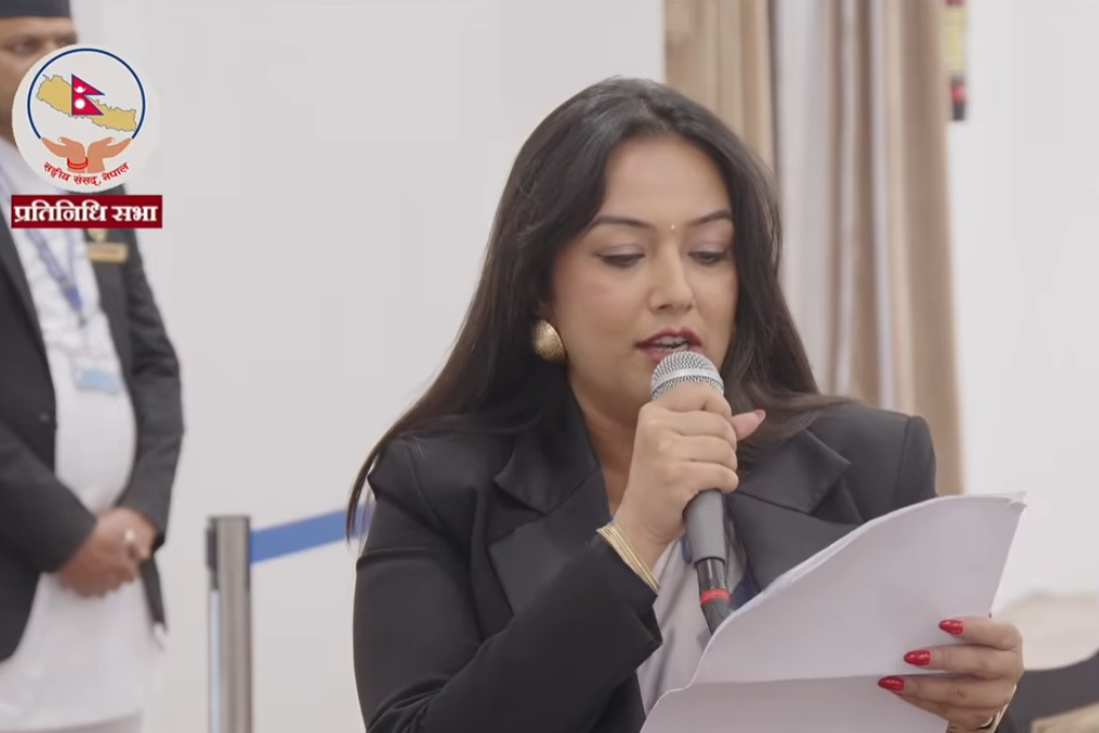 सांसद ओली भन्छन् एजेन्टहरूले वैकल्पिक रुटमार्फत महिलाहरूलाई खाडी मुलुकसम्म पुर्याइरहेका छन् 
