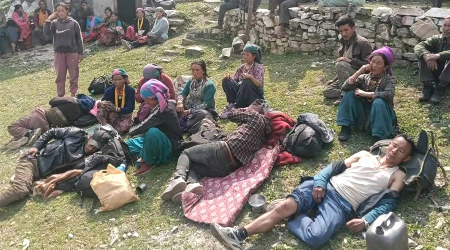 रानीसैन सीमा विवाद प्रकरणः मेयर हमाल नपुग्दै घटना भएको थियोे, वडा सदस्यको परिवार कुटिएको घटना जानकारी दिइएन रानीसैन सीमा विवाद प्रकरणः मेयर हमाल नपुग्दै घटना भएको थियोे, वडा सदस्यको परिवार कुटिएको घटना जानकारी दिइएन