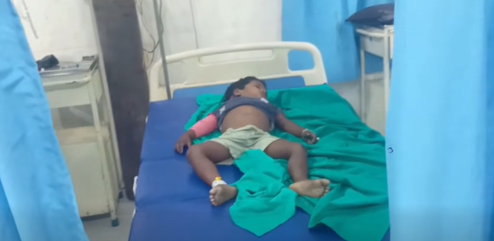 सर्लाहीमा सर्प दंशबाट ३ वर्षीय बालकको मृत्यु, चिकित्सकमाथि लापरबाहीको आरोप सर्लाहीमा सर्प दंशबाट ३ वर्षीय बालकको मृत्यु, चिकित्सकमाथि लापरबाहीको आरोप