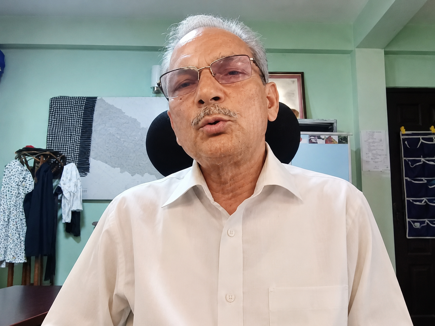 संघीयतामाथि रास्वपाको ‘प्रयोग’ महँगो पर्न सक्छ : बाबुराम भट्टराई 