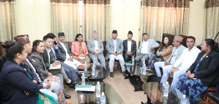 विपक्षी दलहरुको बैठक सिंहदरबारमा जारी 