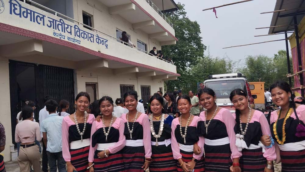 धिमाल समुदायको जात्रि पर्वका अवसरमा मोरङ–झापाका पाँच स्थानीय तहमा आज सार्वजनिक बिदा धिमाल समुदायको जात्रि पर्वका अवसरमा मोरङ–झापाका पाँच स्थानीय तहमा आज सार्वजनिक बिदा