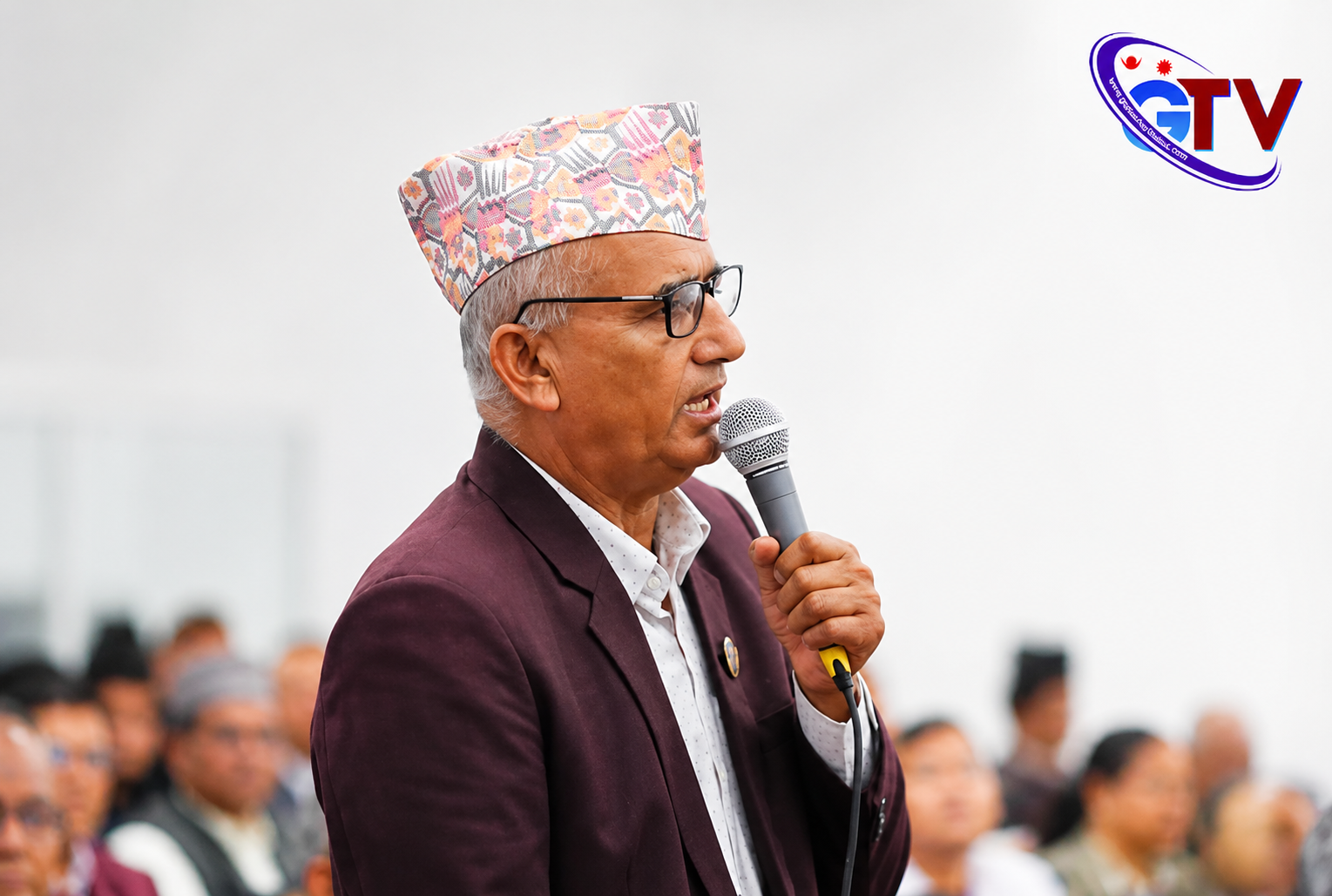 अर्थमन्त्रीको चुनौतीमा एमालेको जवाफ - सबै फाइल खोलौँ 