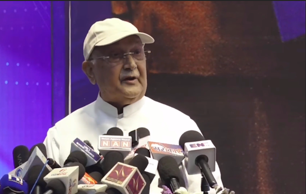 हामी लडेका छौँ, मरेका होइनौँ, फेरि उठेर प्रतिगमनलाई पराजित गर्छौँ: ओली