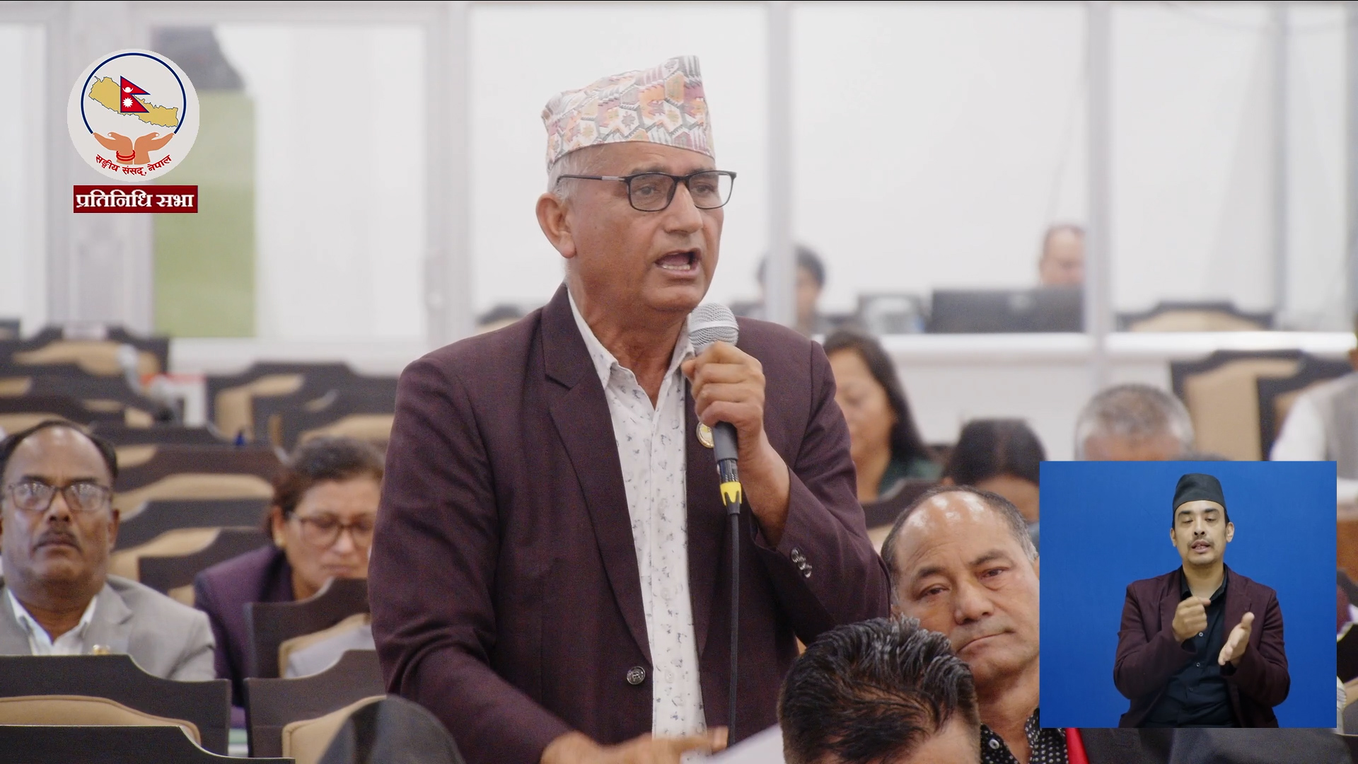 प्रधानमन्त्री नै कुलपति हुने भएकाले राजनीतिक प्रभाव पूर्णरूपमा हट्न सकेको छैन सांसद बराल प्रधानमन्त्री नै कुलपति हुने भएकाले राजनीतिक प्रभाव पूर्णरूपमा हट्न सकेको छैन सांसद बराल