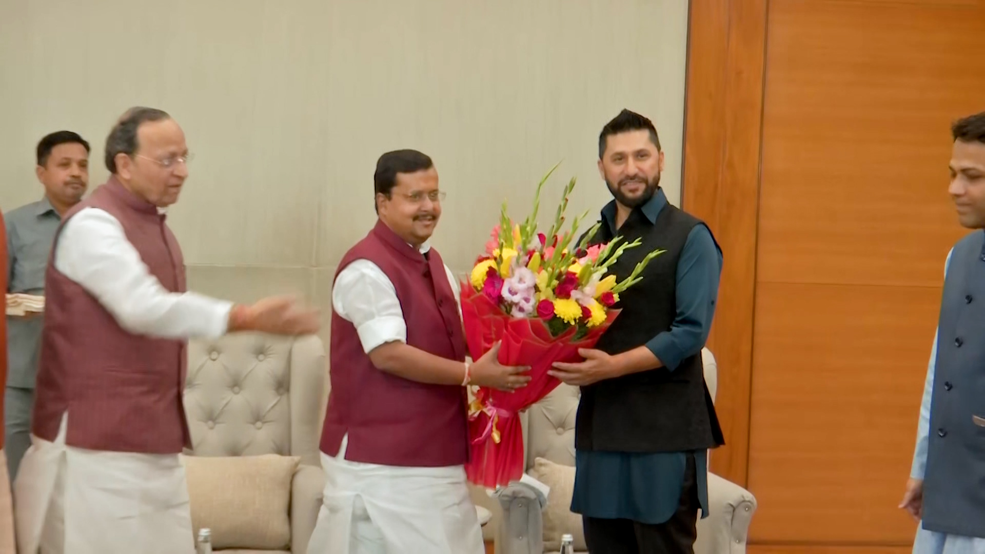दिल्लीमा रवि लामिछानेको दौडधुप दिल्लीमा रवि लामिछानेको दौडधुप