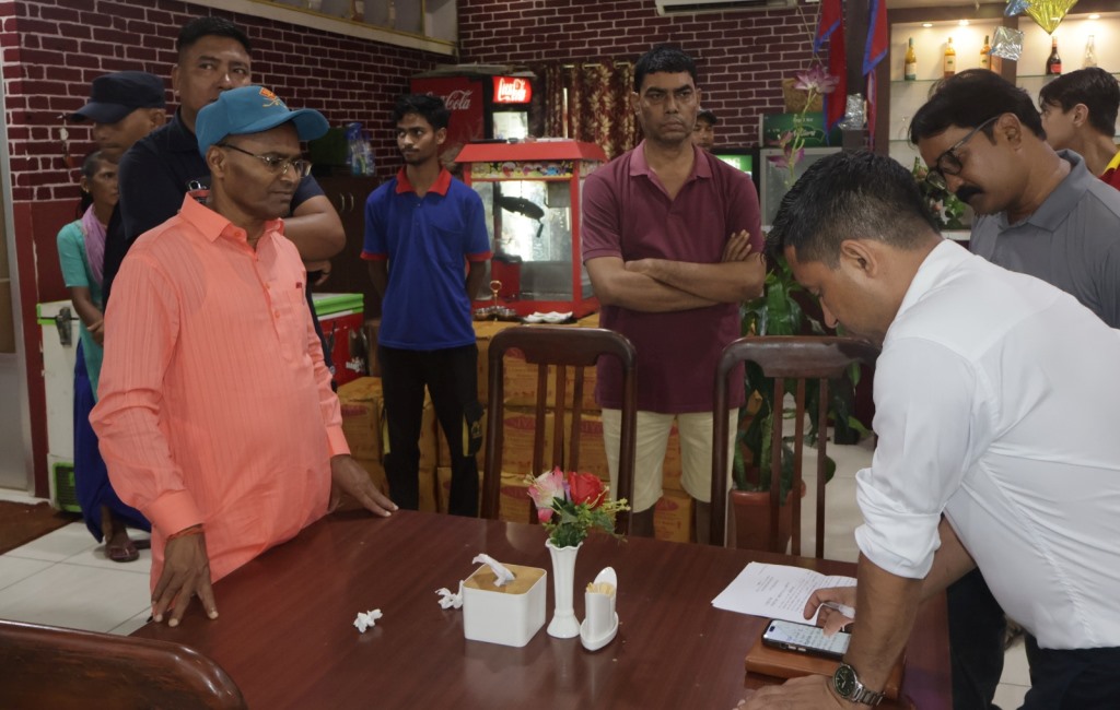 जनकपुरका ४ होटल कारबाहीमा, म्याद नाघेका खाद्य सामग्री प्रयोग गरेको पुष्टि