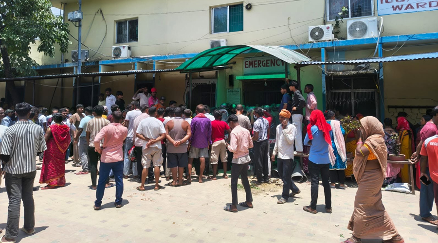 डाक्टरमाथि आक्रमणपछि सरकारको अपिल : अस्पतालमा उपचार सेवा नरोक्नुहोस् 
