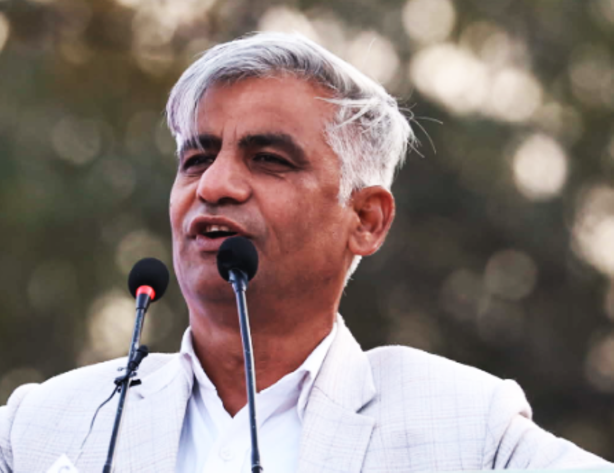 गगन थापा कहिँबाट परिचालित छन् भन्ने गिरिजाबाबुको चेतावनी सही सावित हुँदैछ : केदार कार्की गगन थापा कहिँबाट परिचालित छन् भन्ने गिरिजाबाबुको चेतावनी सही सावित हुँदैछ : केदार कार्की