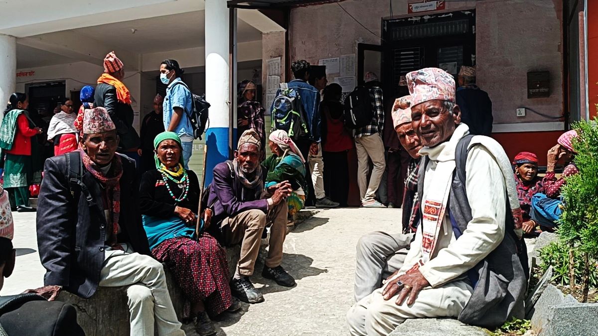 सामाजिक सुरक्षा भत्ता लिनेहरूलाले असोजभित्र परिचयपत्र नवीकरण अनिवार्य सामाजिक सुरक्षा भत्ता लिनेहरूलाले असोजभित्र परिचयपत्र नवीकरण अनिवार्य