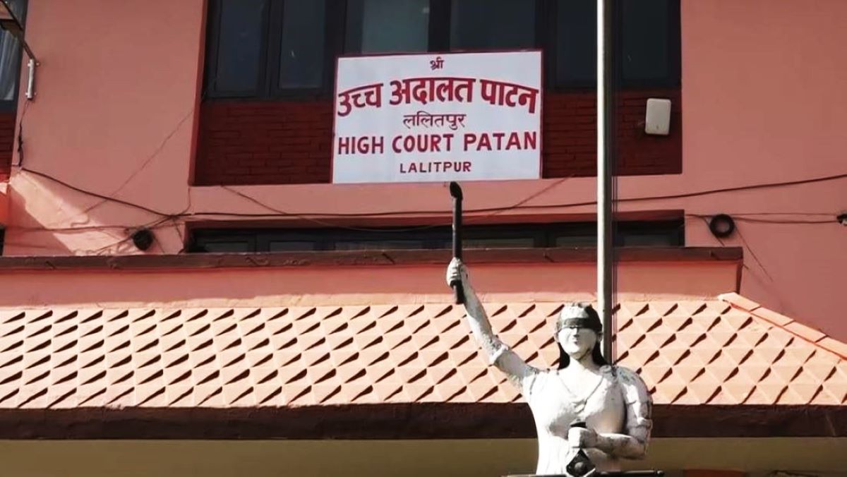 रातो पासपोर्ट दुरुपयोग प्रकरण : संविधानसभाका तीन पूर्वसदस्यलाई जेल संगै जरिवाना रातो पासपोर्ट दुरुपयोग प्रकरण : संविधानसभाका तीन पूर्वसदस्यलाई जेल संगै जरिवाना