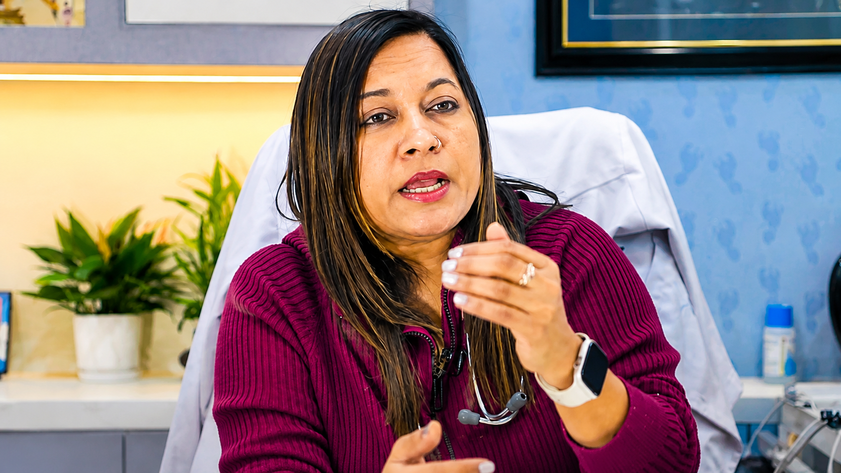 किशोरीको डिम्ब निकालिएको घटनामा अनुसन्धान तीव्र, डा. शर्मासँग बयान
