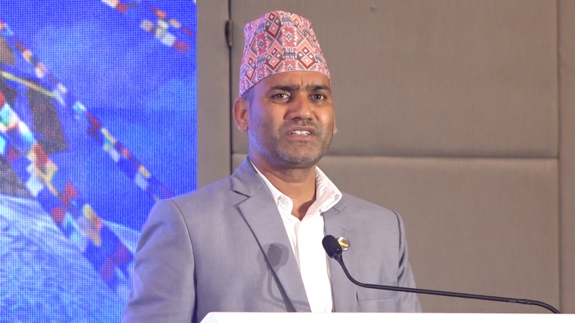 पर्यटन नै नेपालको समूल विकासको प्रमुख आधार हो : मन्त्री पौडेल